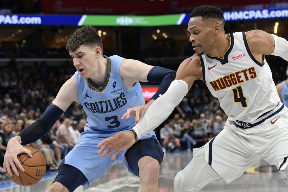 发方面表现 发方面表现