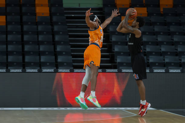 在新一代皇 在新一代皇