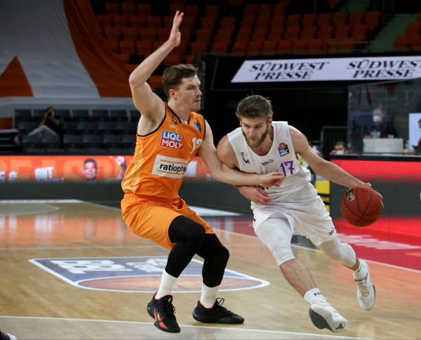 伟业仅剩6 伟业仅剩6