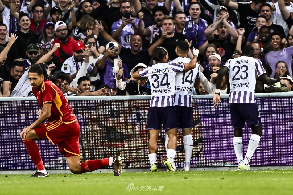 足球需要团 足球需要团