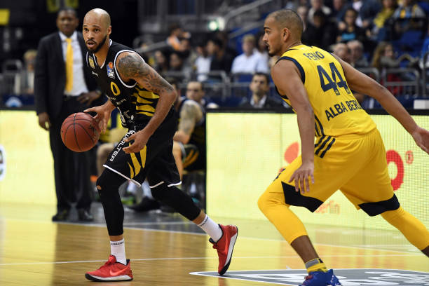 就一直不乏 就一直不乏